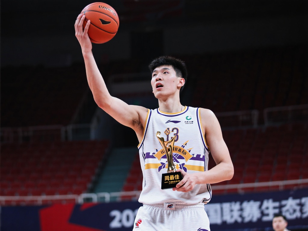 裁判团队严 裁判团队严